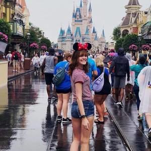 Meet your Posher, Emily